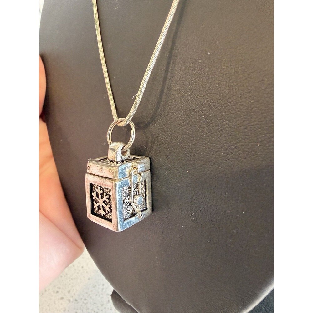 Adjustable Snowflake Square Box Locket Cable Link Chain Sterling Silver Necklace